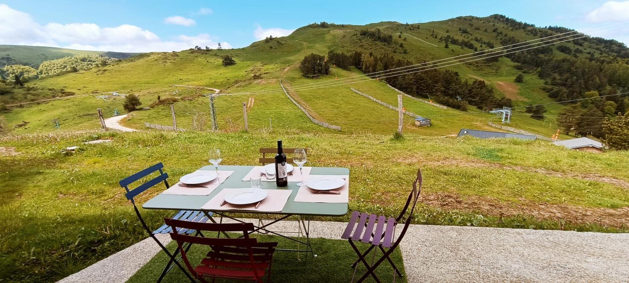 Gite Avec Vue Exceptionnelle Sur Les Montagnes Camurac Exterior foto